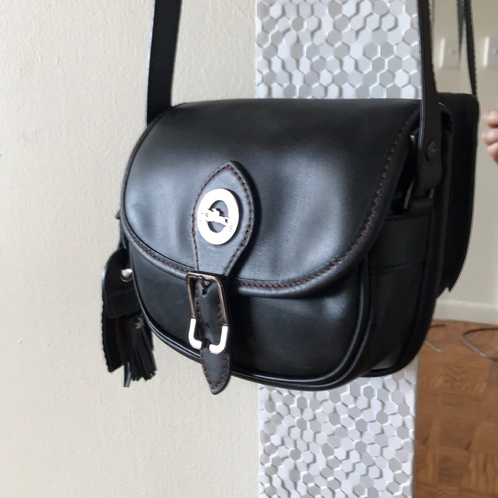 LONGCHAMP crossbody with buckle!